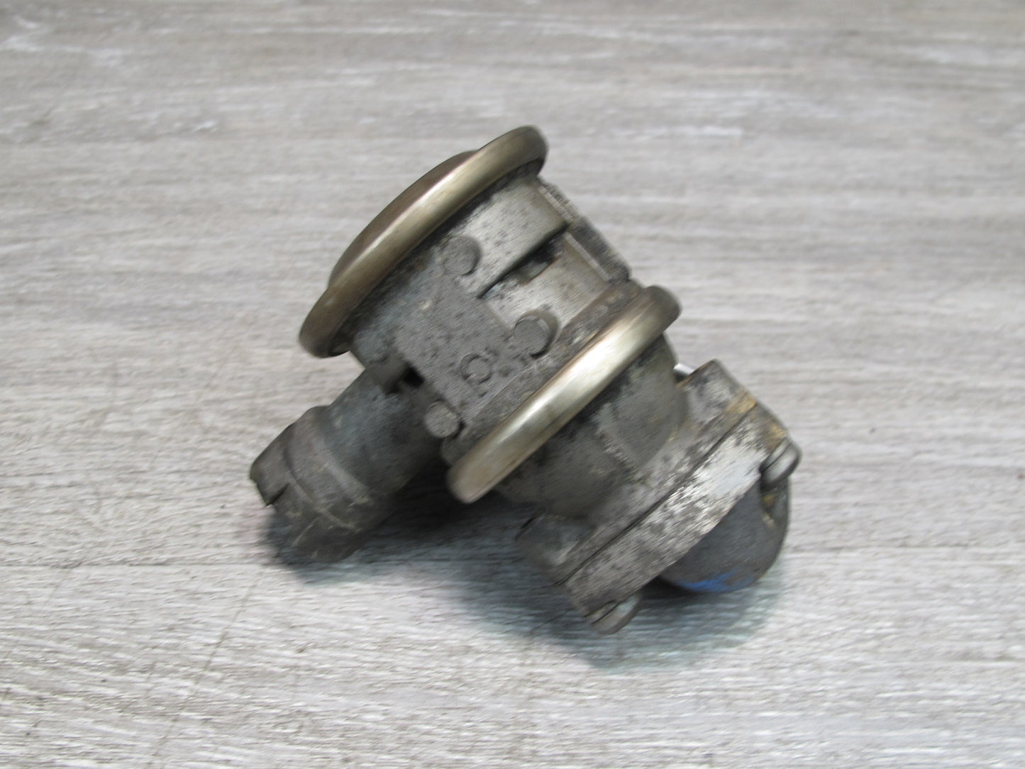 03-10 Bentley Continental GTC GT Flying Spur Right Air Pump Check EGR Valve