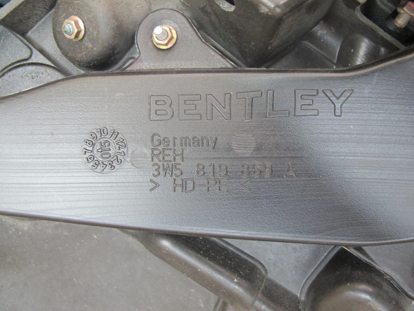06-08 Bentley Continental Flying Spur Front Door Interior Trim Cover Panel Set