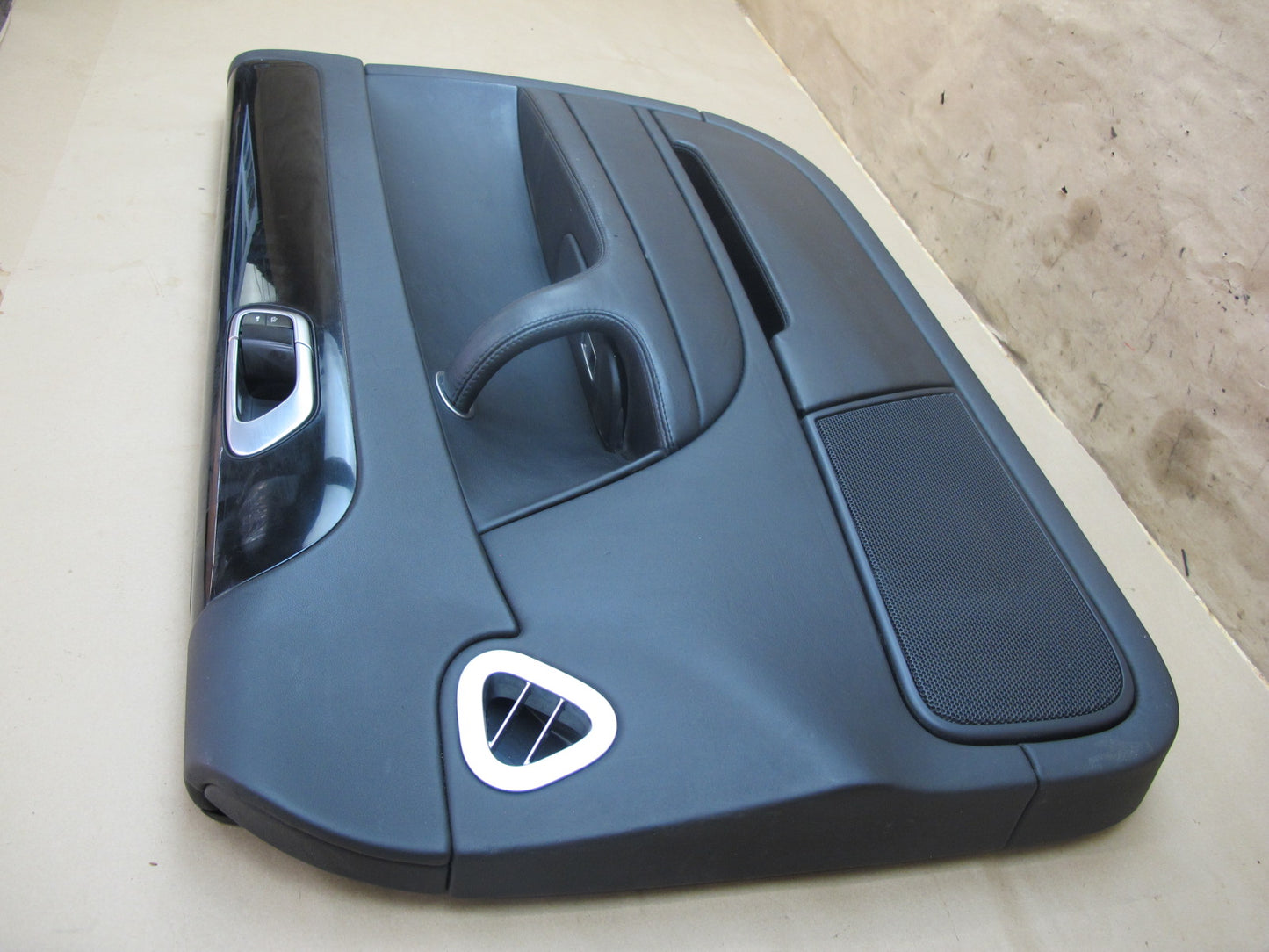 06-08 Bentley Continental Flying Spur Front Door Interior Trim Cover Panel Set