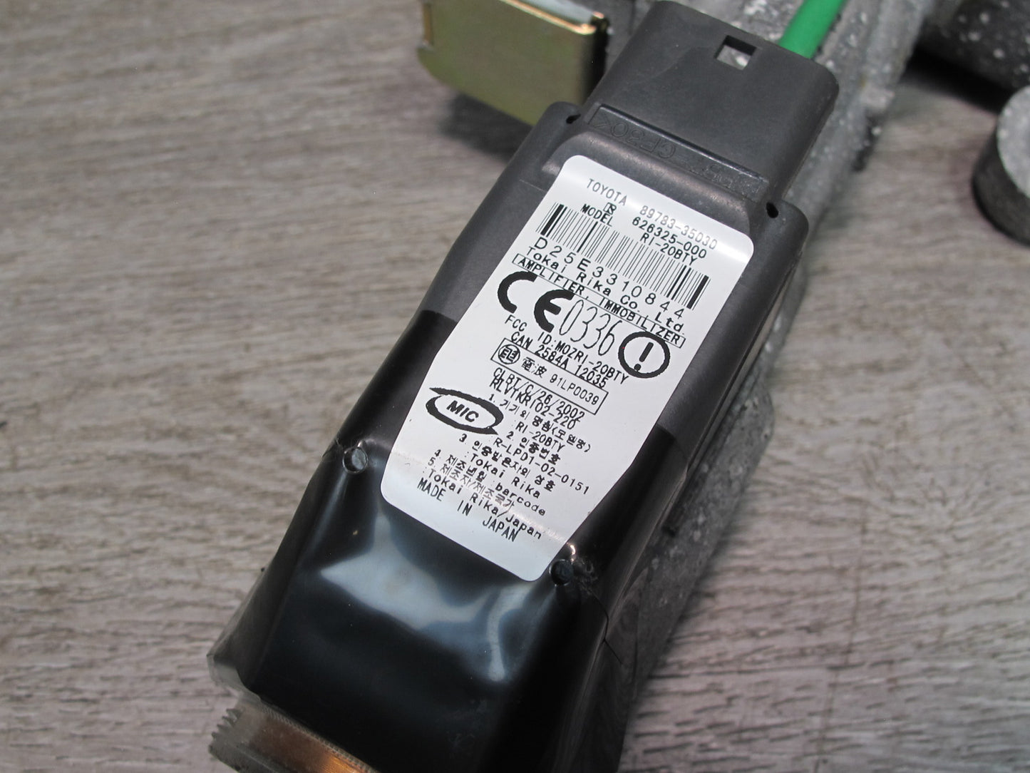 2003-2004 Lexus UZJ120L GX470 Engine ECU Immobilizer Ignition Lock KEY Set