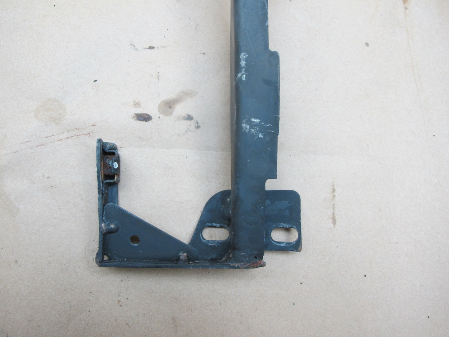 06-12 Bentley Continental Flying Spur Front Bumper Retainer Bracket Support Bar