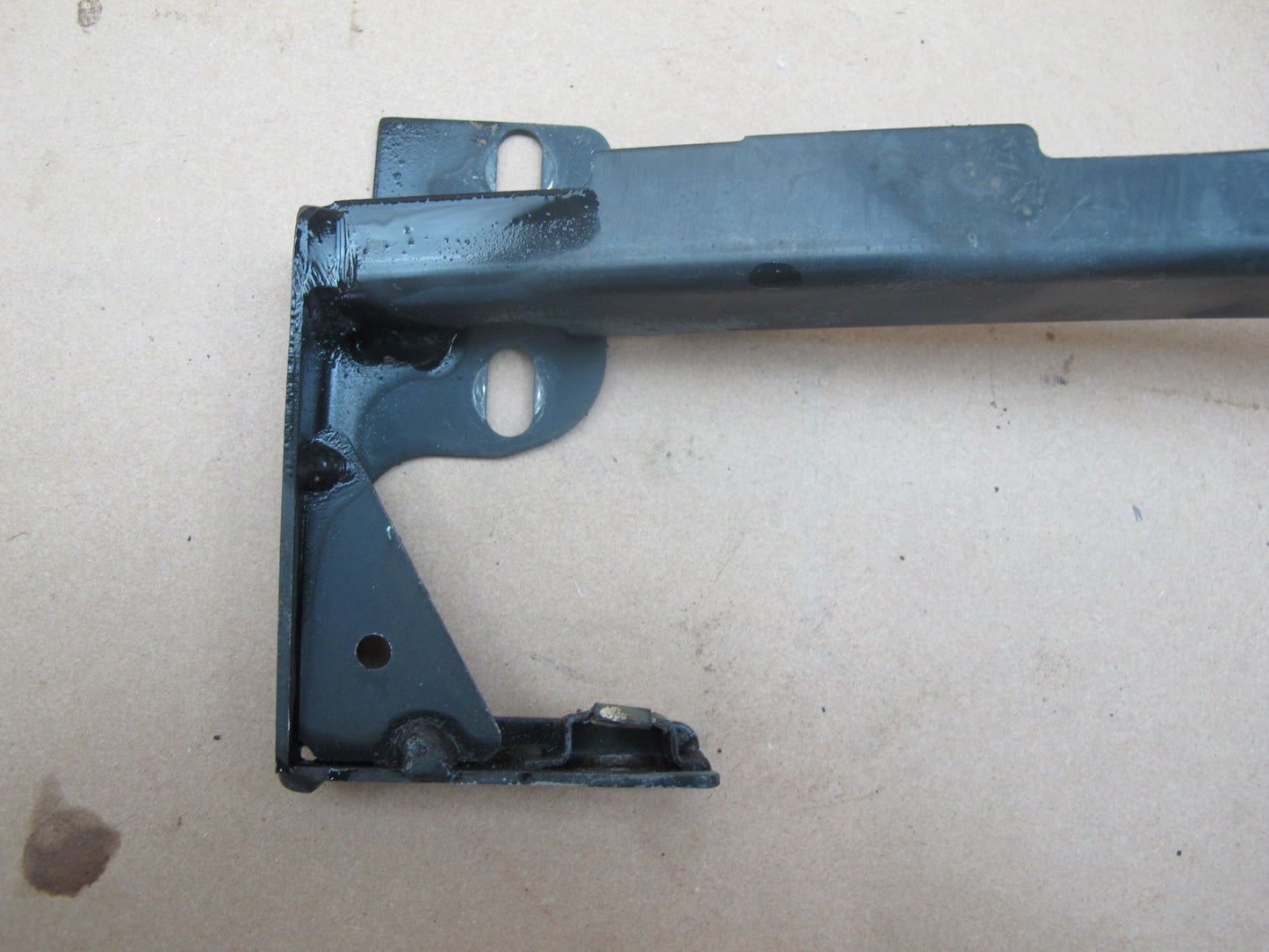 06-12 Bentley Continental Flying Spur Front Bumper Retainer Bracket Support Bar