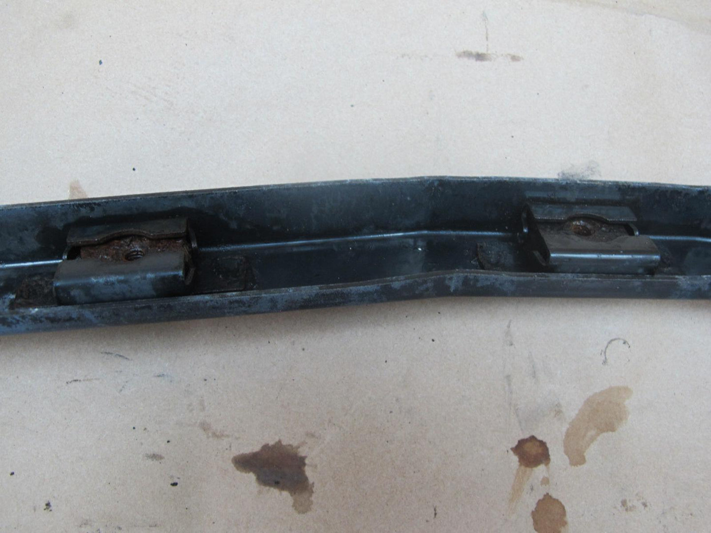 06-12 Bentley Continental Flying Spur Front Bumper Retainer Bracket Support Bar
