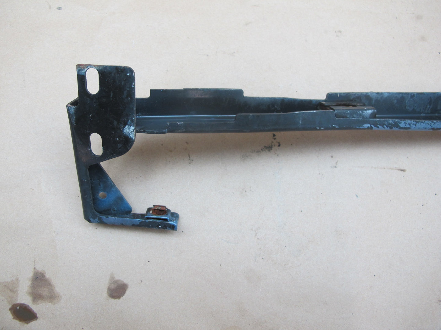 06-12 Bentley Continental Flying Spur Front Bumper Retainer Bracket Support Bar