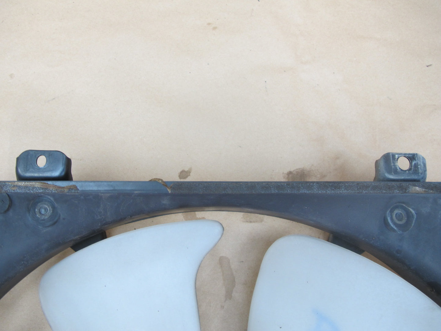 92-96 Toyota Cresta MARK2 JZX90 2.5 1JZGTE Engine Cooling Fan Motor Shroud OEM