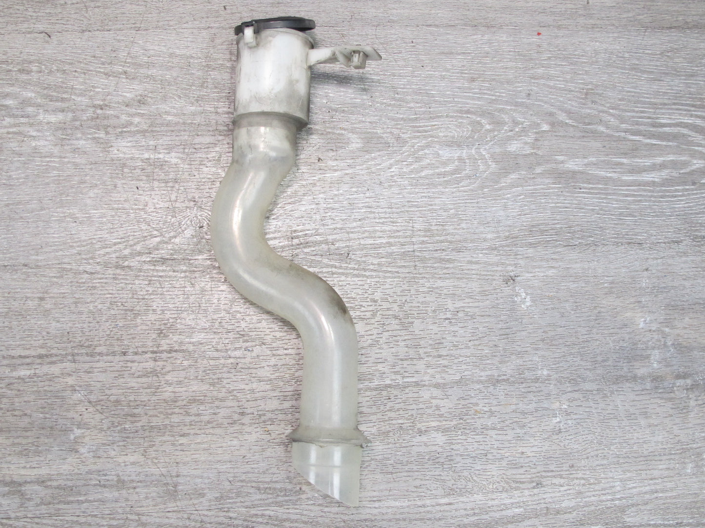 2003-2009 Lexus GX470 Windshield Washer Fluid Reservoir Tank W/ Filler Neck Pump