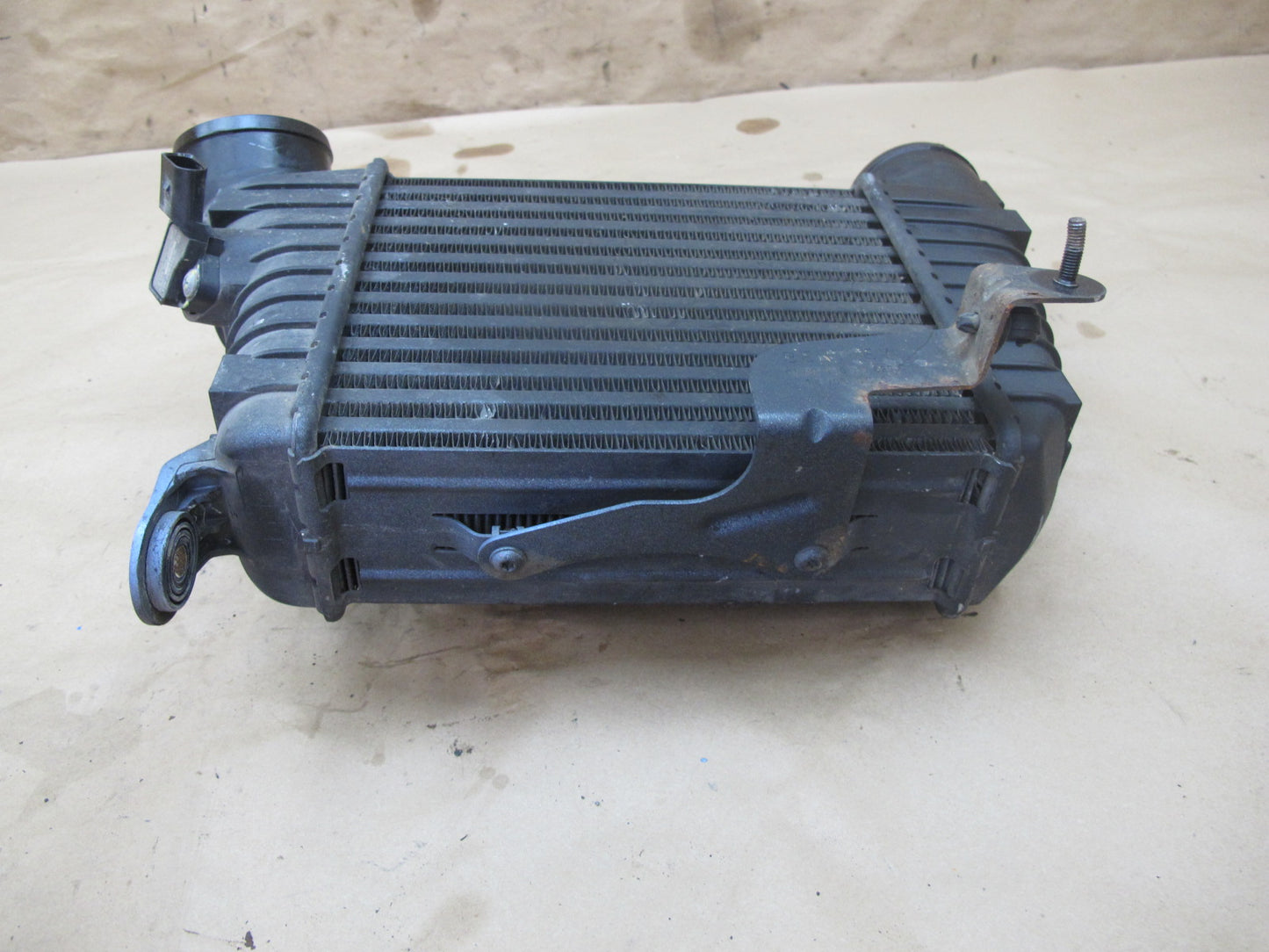 03-10 Bentley Continental GTC GT Flying Spur Left Intercooler Unit w Sensor