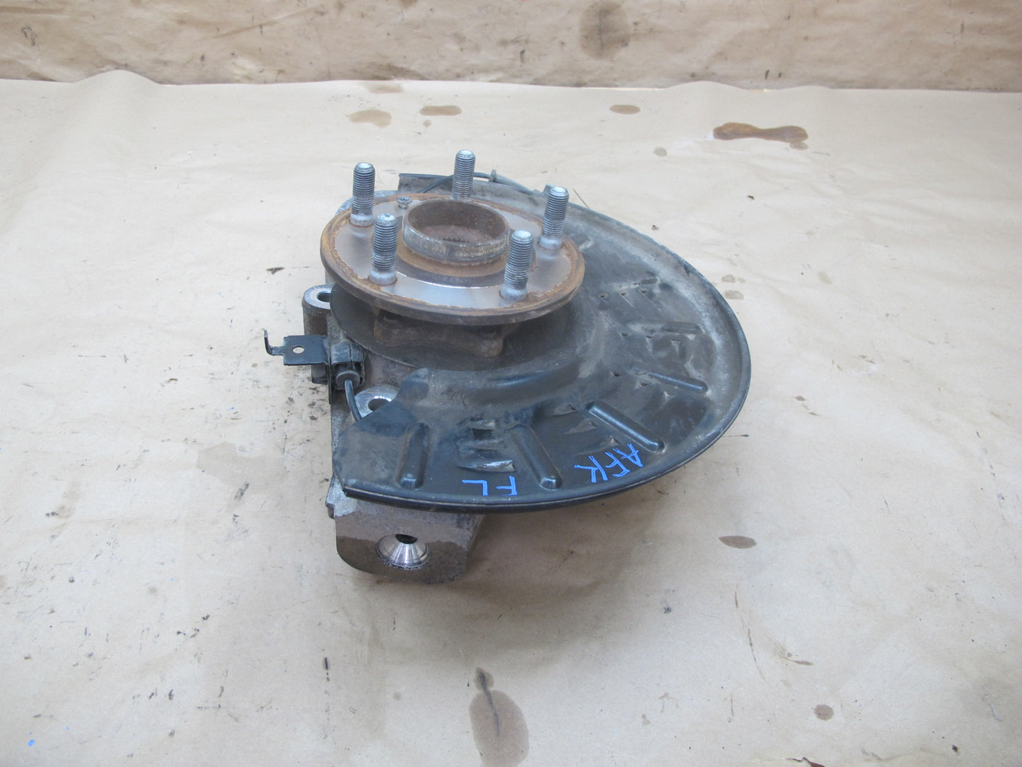 11-12 Fisker Karma Front Left Spindle Knuckle Wheel Hub Bearing 61K Miles OEM