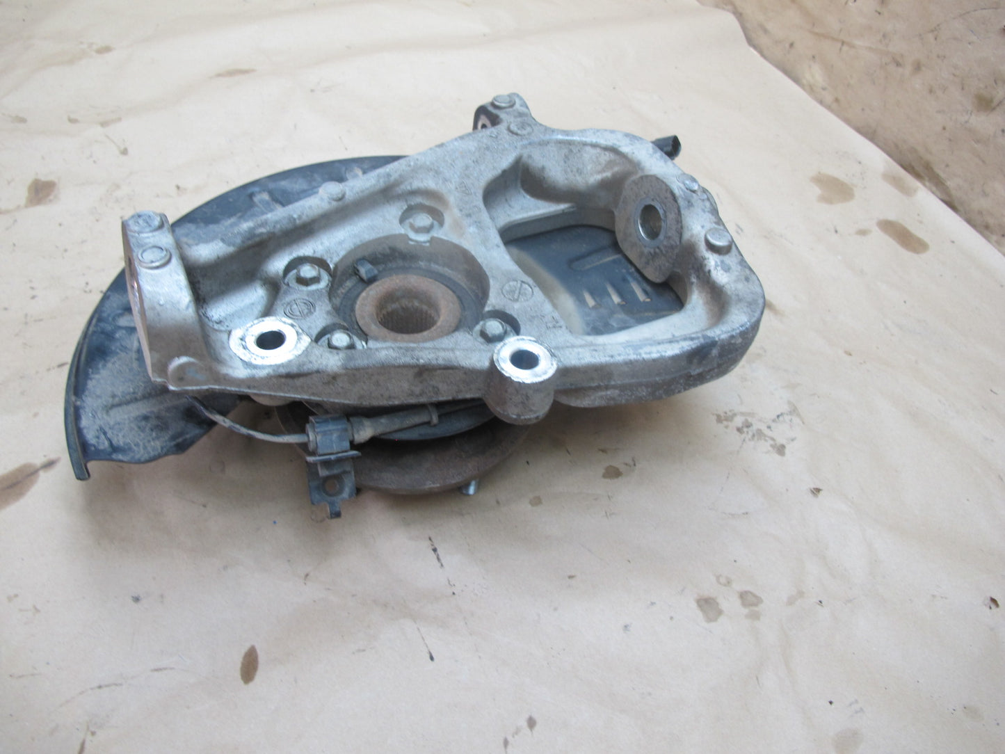 11-12 Fisker Karma Front Left Spindle Knuckle Wheel Hub Bearing 61K Miles OEM