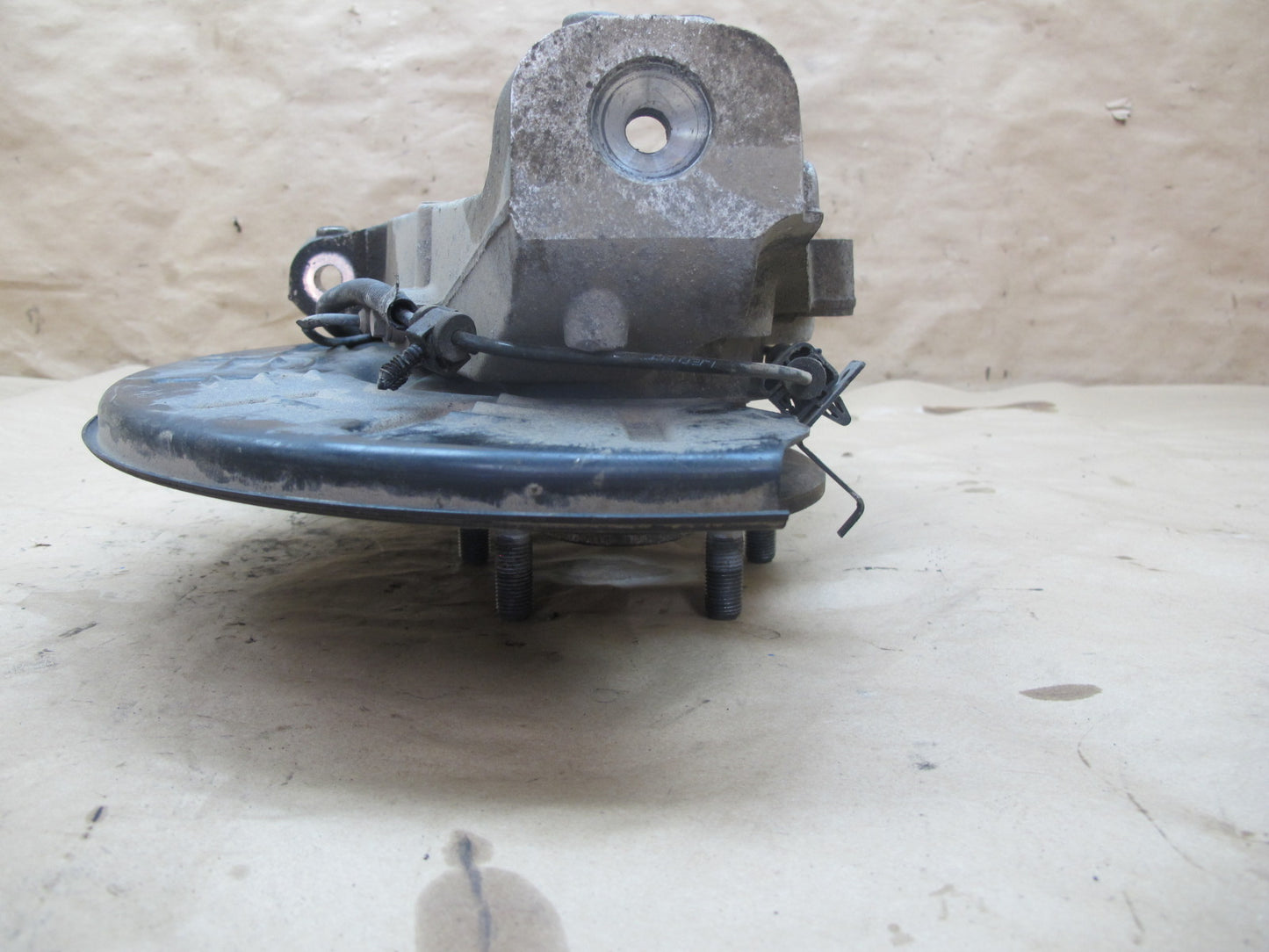 11-12 Fisker Karma Front Left Spindle Knuckle Wheel Hub Bearing 61K Miles OEM