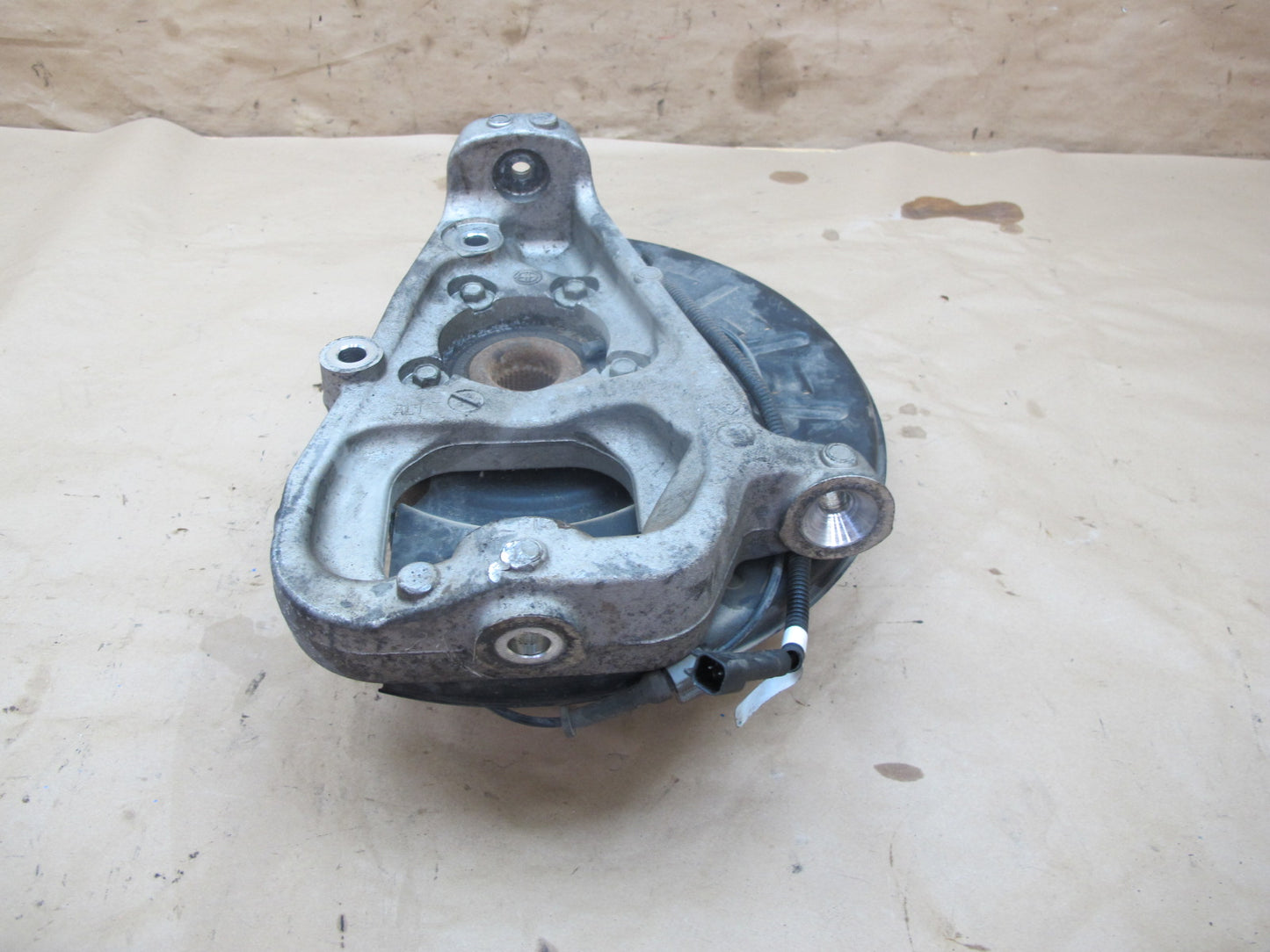 11-12 Fisker Karma Front Left Spindle Knuckle Wheel Hub Bearing 61K Miles OEM