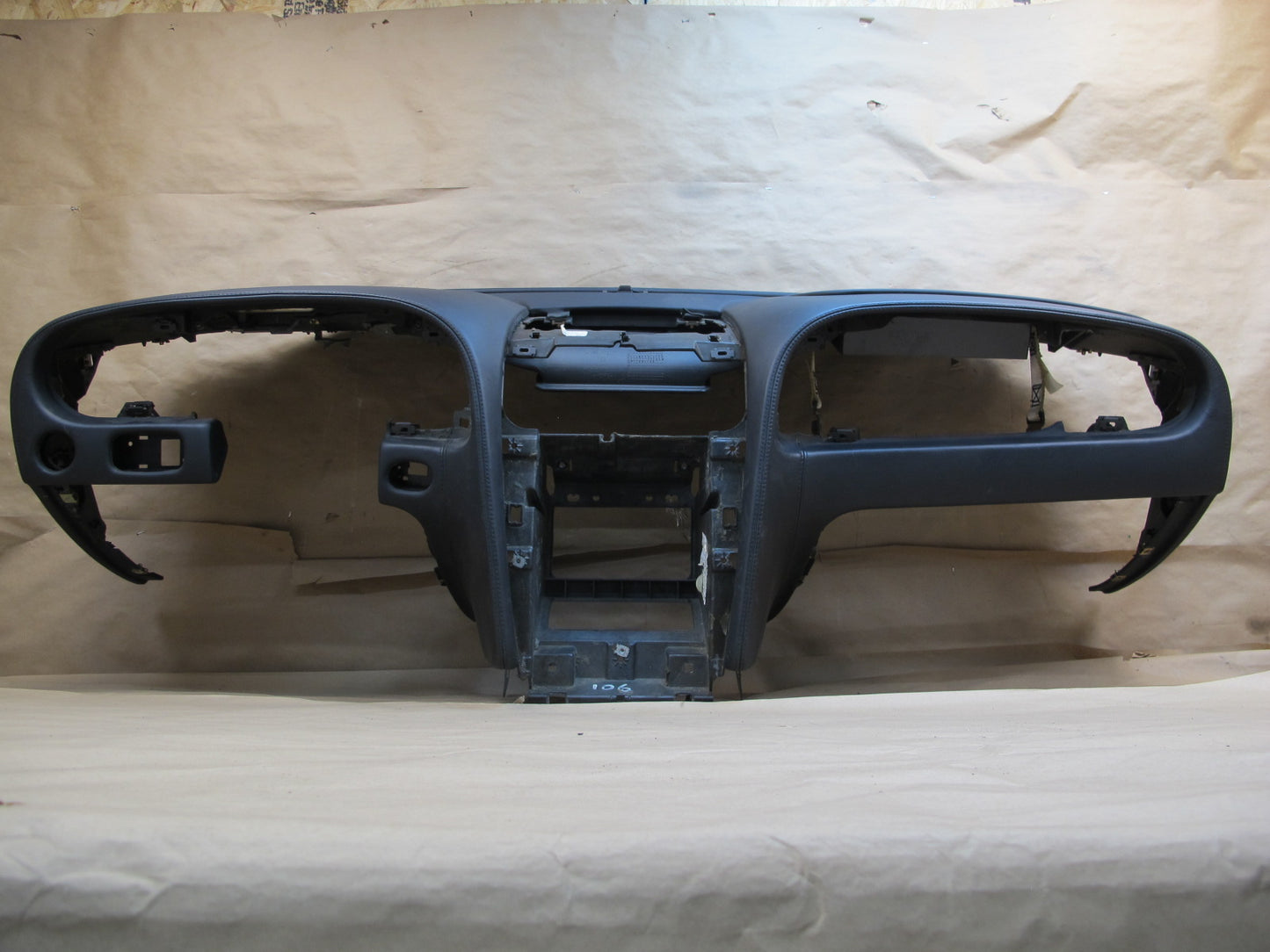 06-12 Bentley Continental Flying Spur Dashboard Dash Instrument Panel Cover