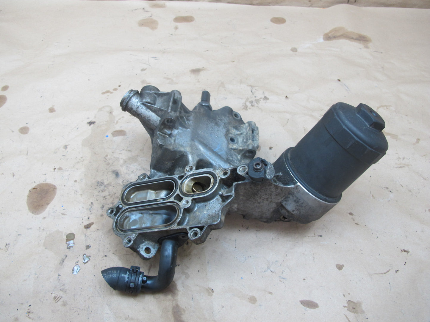 03-10 Bentley Continental GTC GT Flying Spur 6.0L Engine Oil Filter Housing