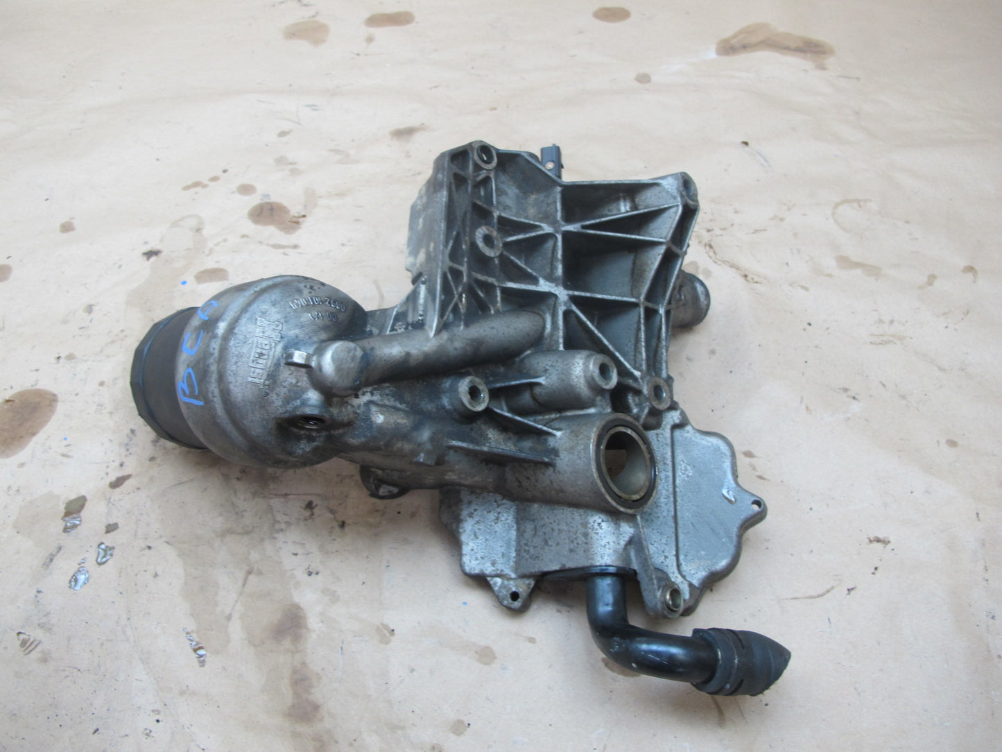 03-10 Bentley Continental GTC GT Flying Spur 6.0L Engine Oil Filter Housing