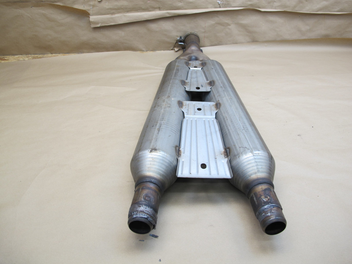 01-06 Lexus UCF30L LS430 Center Exhaust Pipe OEM
