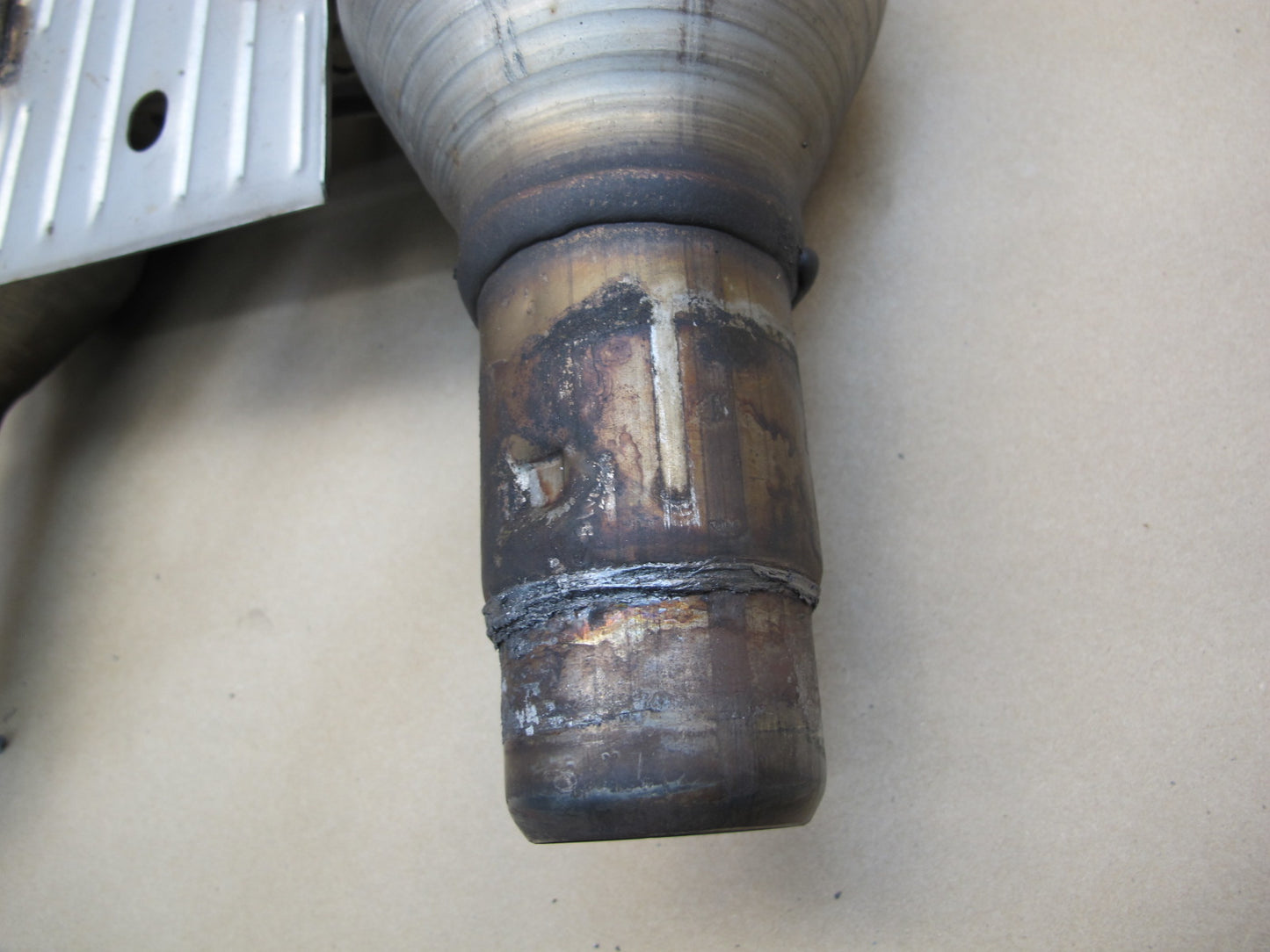 01-06 Lexus UCF30L LS430 Center Exhaust Pipe OEM