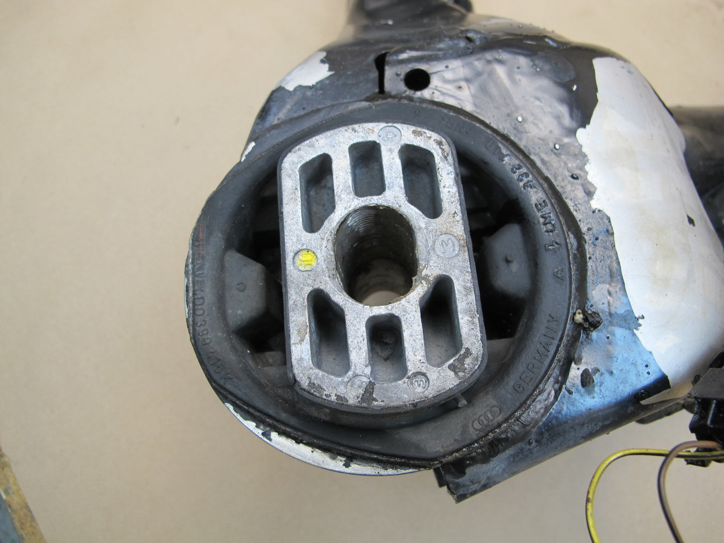 06-12 Bentley Continental Flying Spur Front Engine Subframe Crossmember Carrier