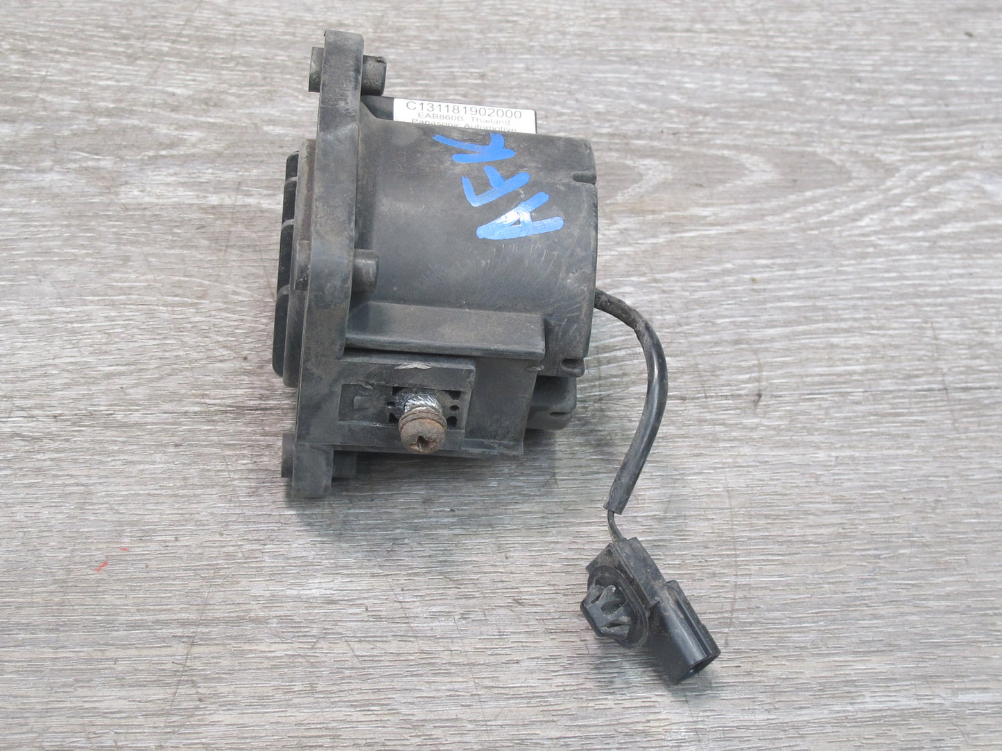 11-12 Fisker Karma Front or Rear Pedestrian Warning Alert Speaker OEM