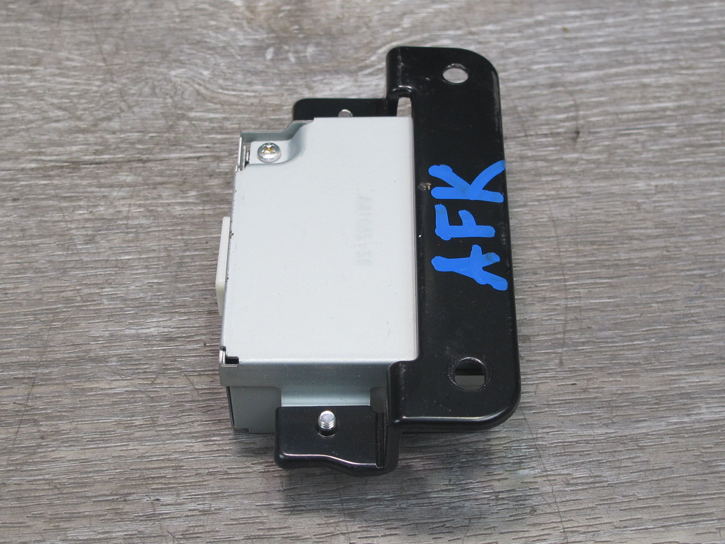 11-12 Fisker Karma Dashboard Dash Control Module Unit C131181903000 OEM