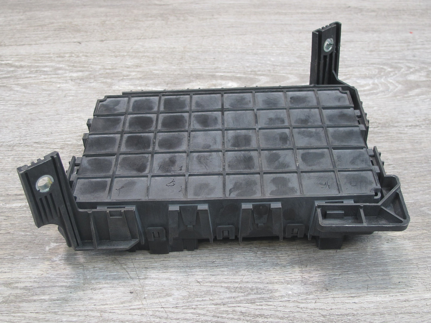 11-12 Fisker Karma BCM Body Control Module Unit C131192101002 OEM