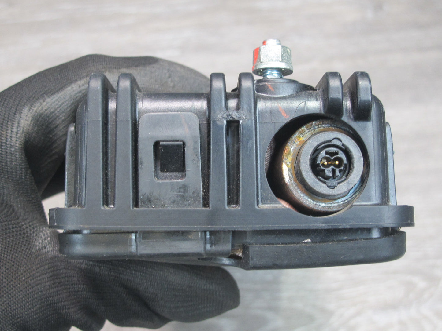 11-12 FISKER KARMA FRONT RIGHT PASSENGER SIDE UNDER DASH KNEE SRS AIRBAG OEM
