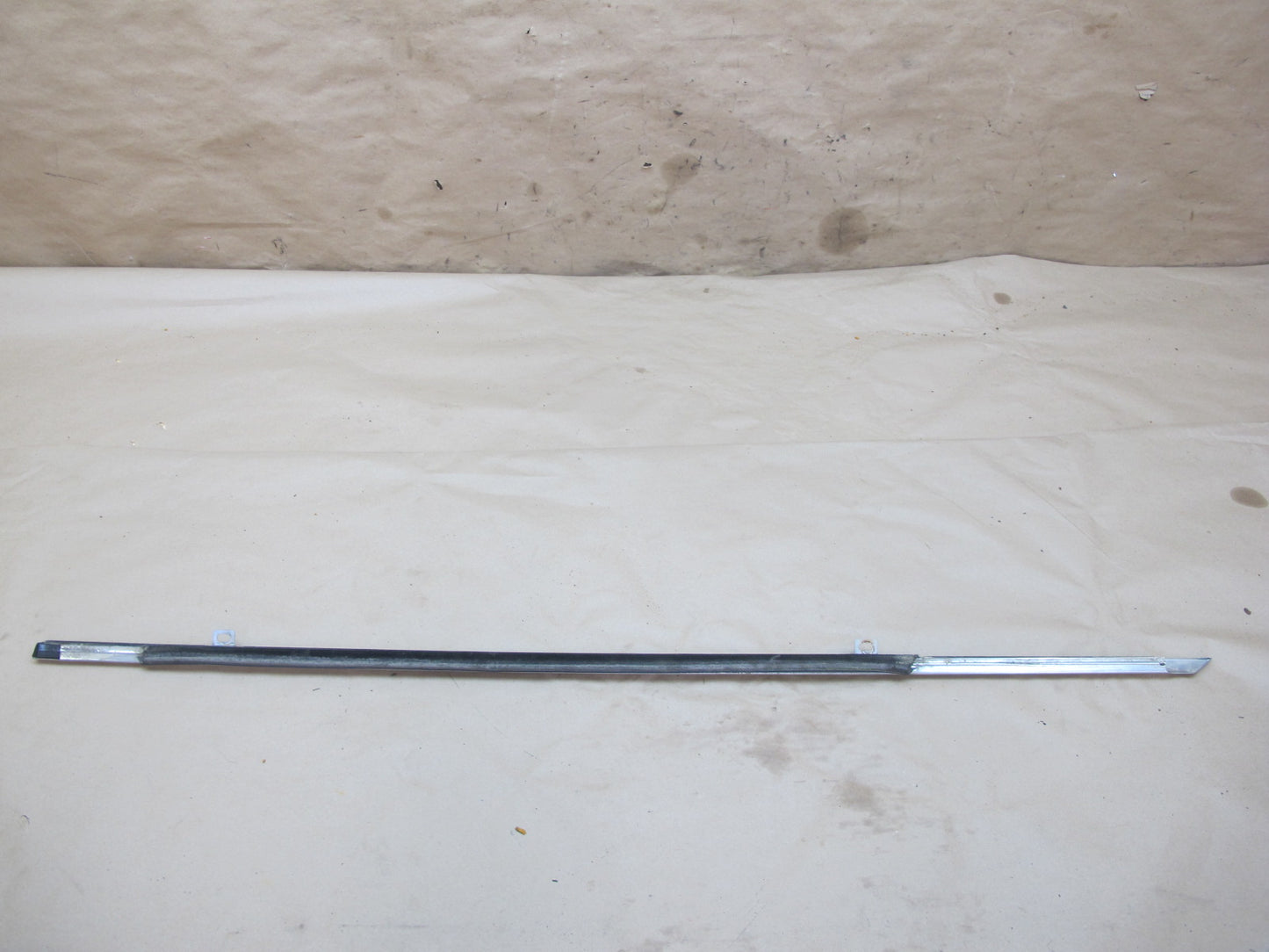 06-12 Bentley Continental Flying Spur Front Right Door Chrome Trim Molding Set