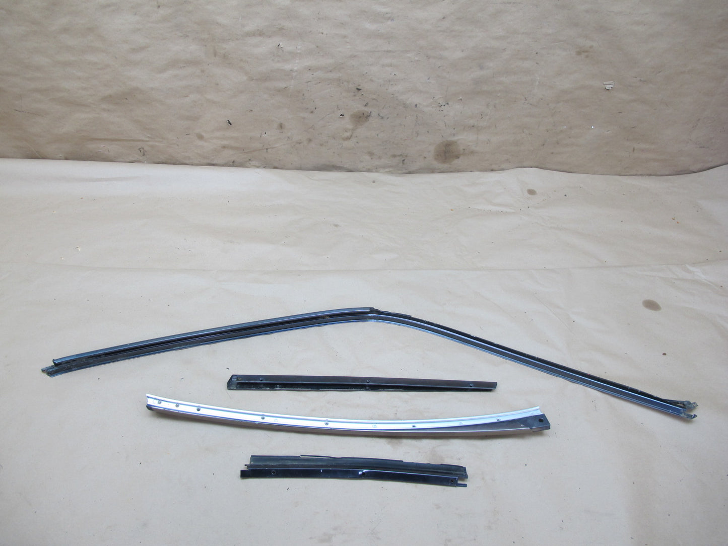 94-02 Mercedes R129 Left Door Window Hard TOP Chrome Trim Molding Set OEM