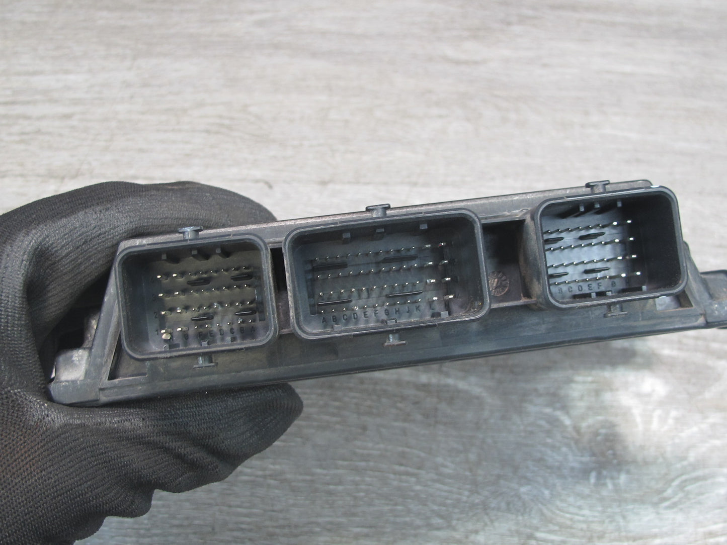 11-12 Fisker Karma Engine Battery Control Module C131113101001 OEM
