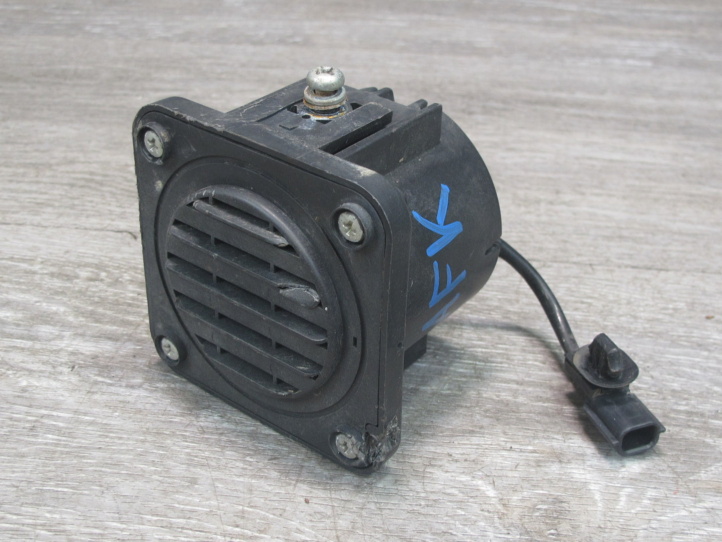 11-12 Fisker Karma Front or Rear Pedestrian Warning Alert Speaker OEM
