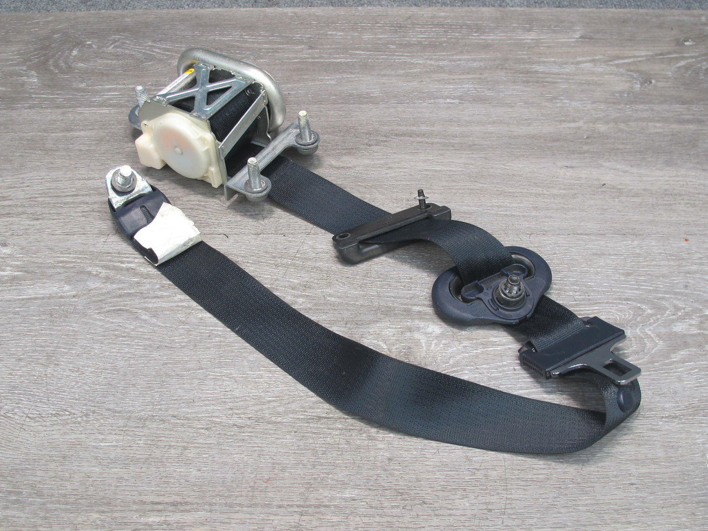 11-12 FISKER KARMA FRONT LEFT & RIGHT SIDE SEATBELT RETRACTOR SET OEM