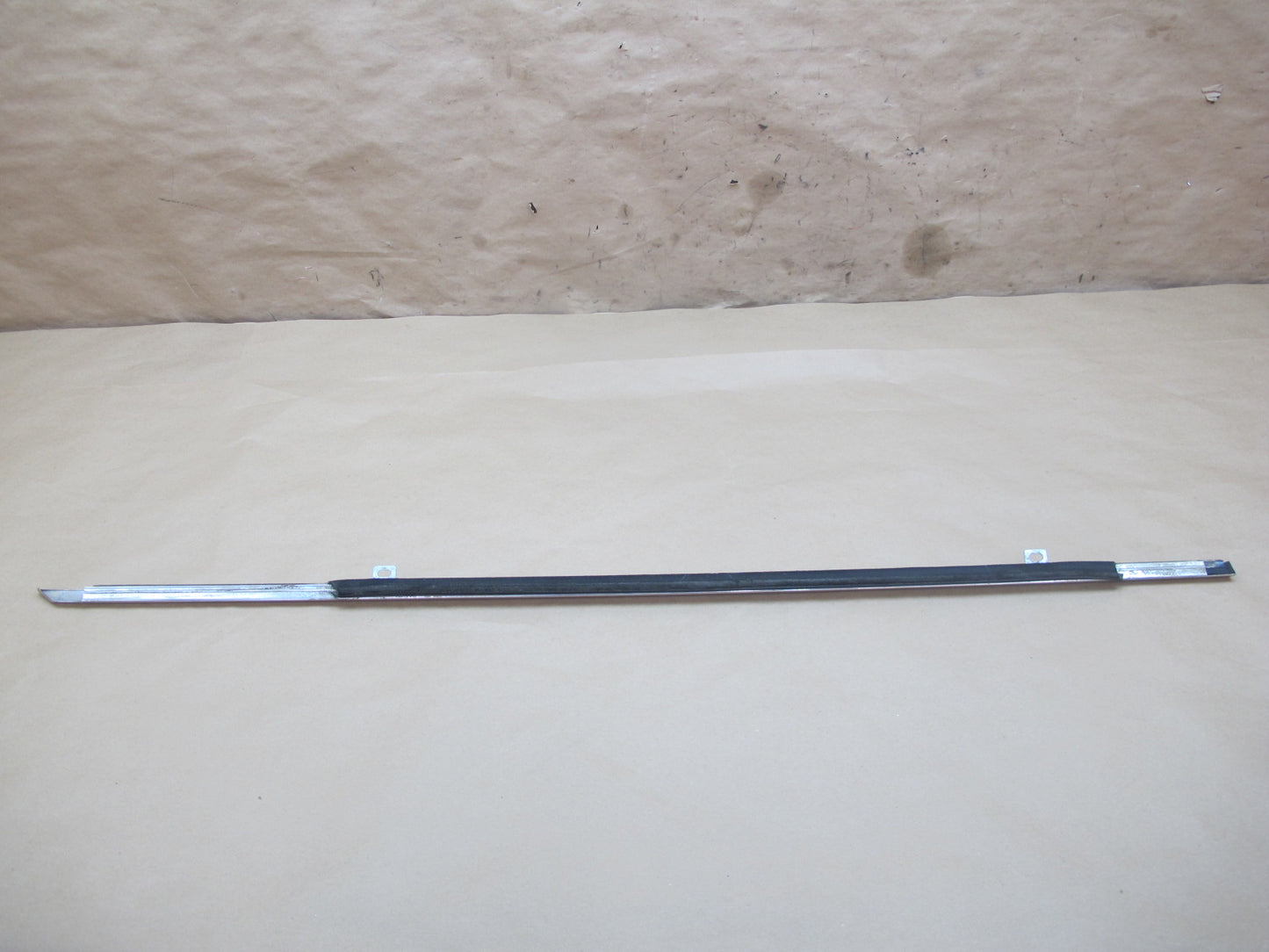 06-12 Bentley Continental Flying Spur Front Left Door Chrome Trim Molding Set