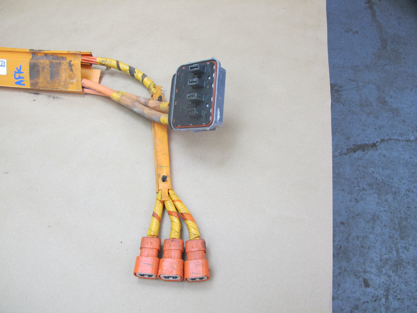 11-12 Fisker Karma Set of 2 Front & Rear High Voltage Battery Cable OEM