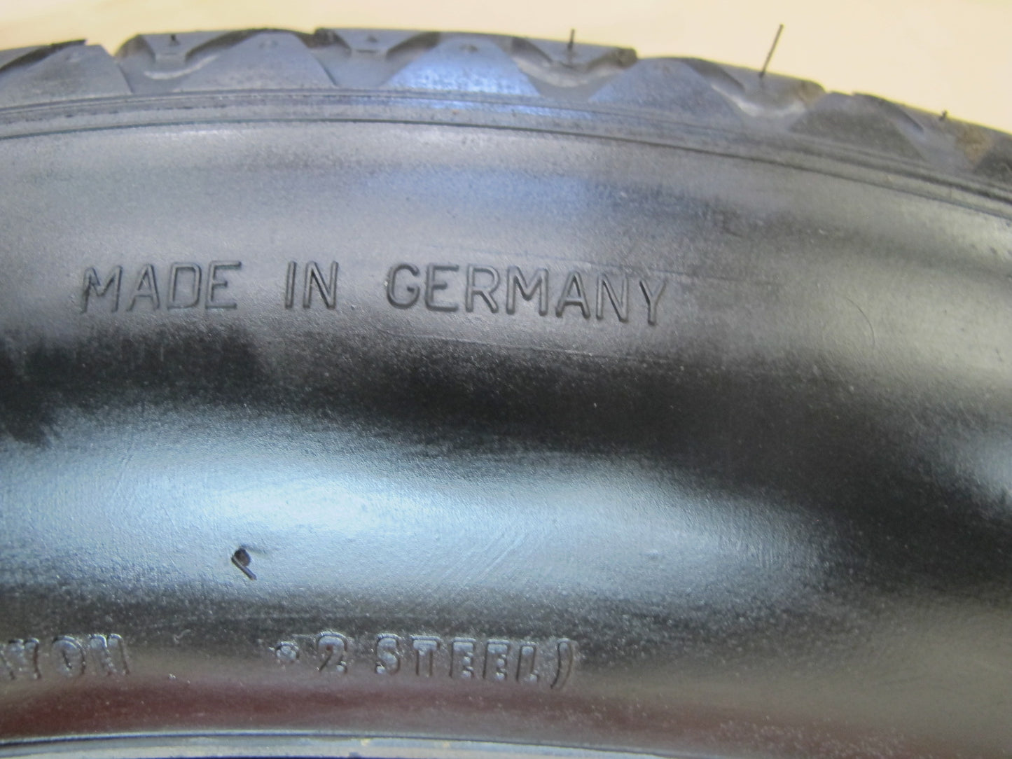 06-12 Bentley Continental Flying Spur Emergency Spare Wheel Tire T155/70 R19
