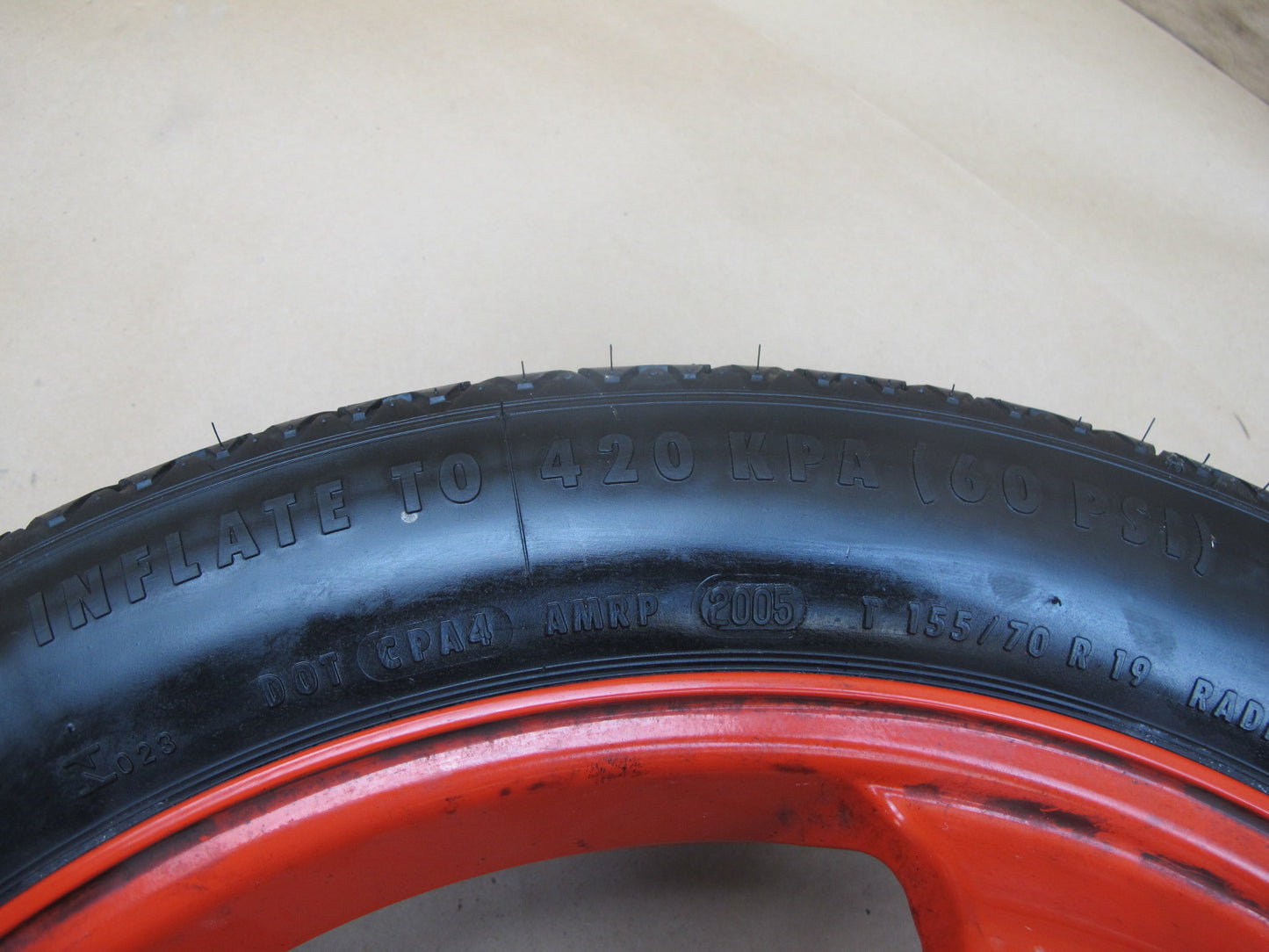06-12 Bentley Continental Flying Spur Emergency Spare Wheel Tire T155/70 R19