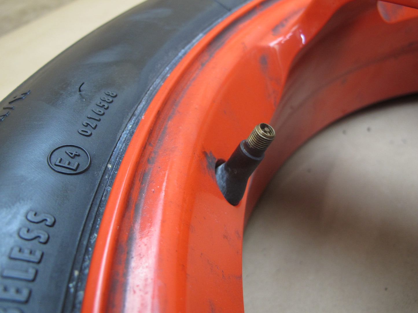 06-12 Bentley Continental Flying Spur Emergency Spare Wheel Tire T155/70 R19