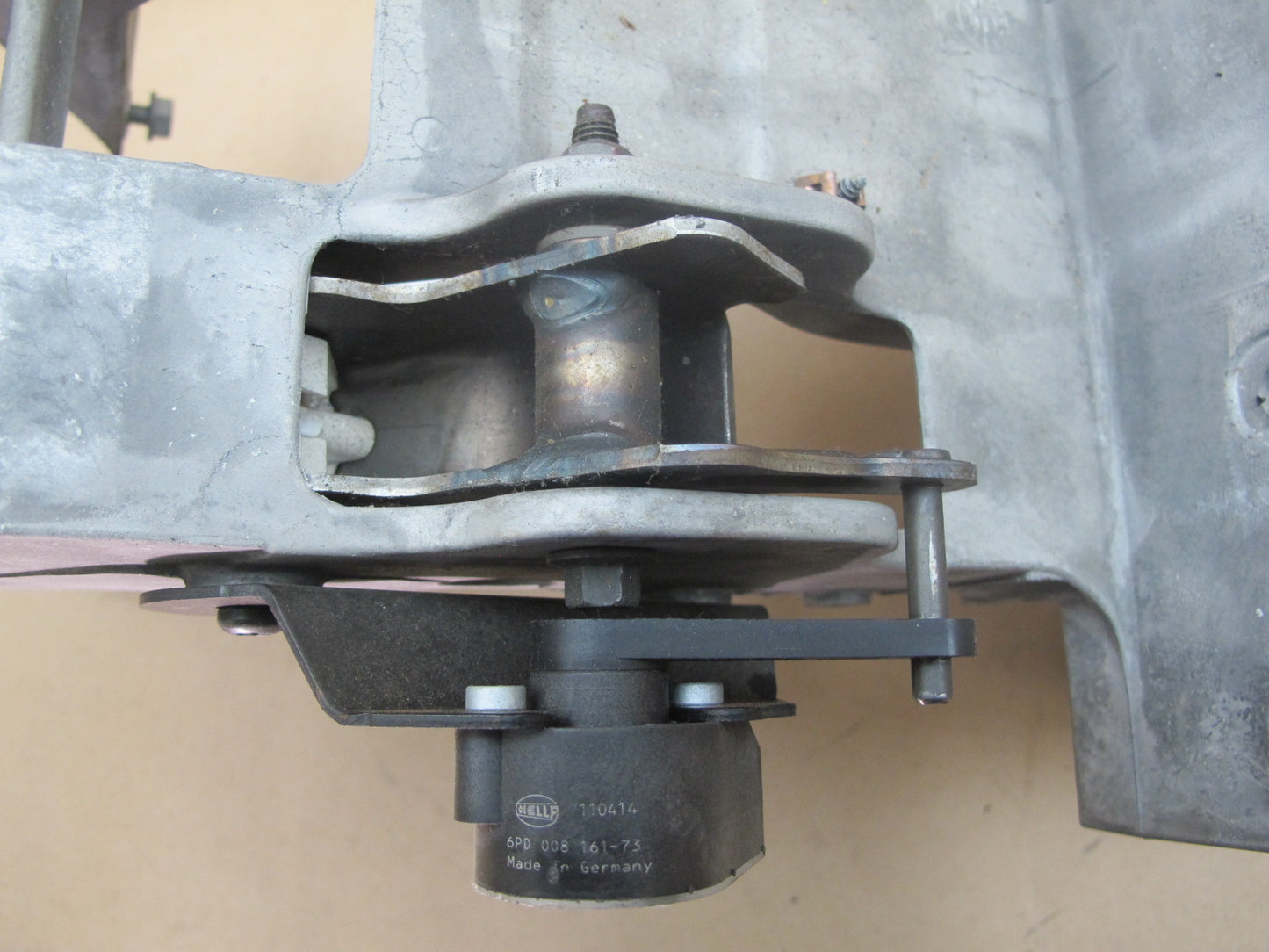 11-12 Fisker Karma Brake Pedal w Sensor & Mount Bracket Assembly OEM