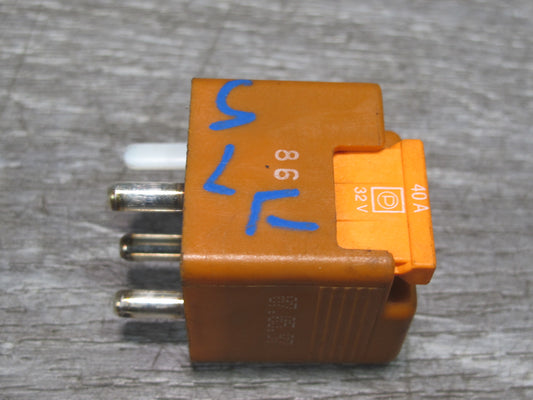 94-02 Mercedes R129 Sl-class Rear Heated Window Relay Module 0015429713 OEM