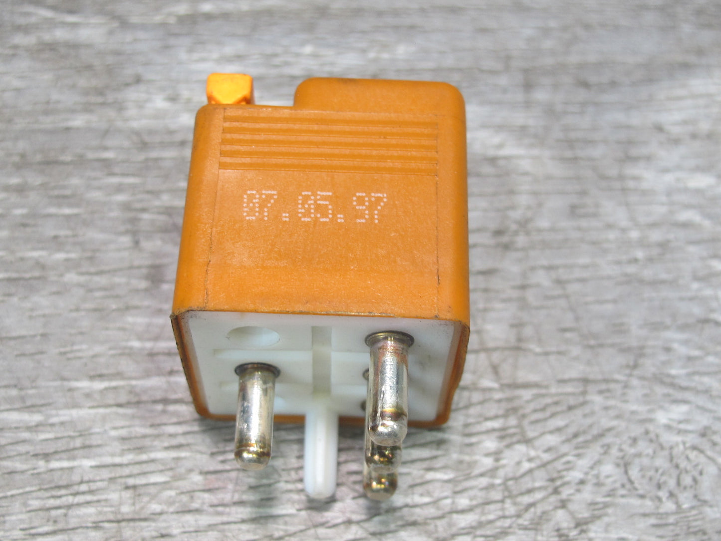 94-02 Mercedes R129 Sl-class Rear Heated Window Relay Module 0015429713 OEM
