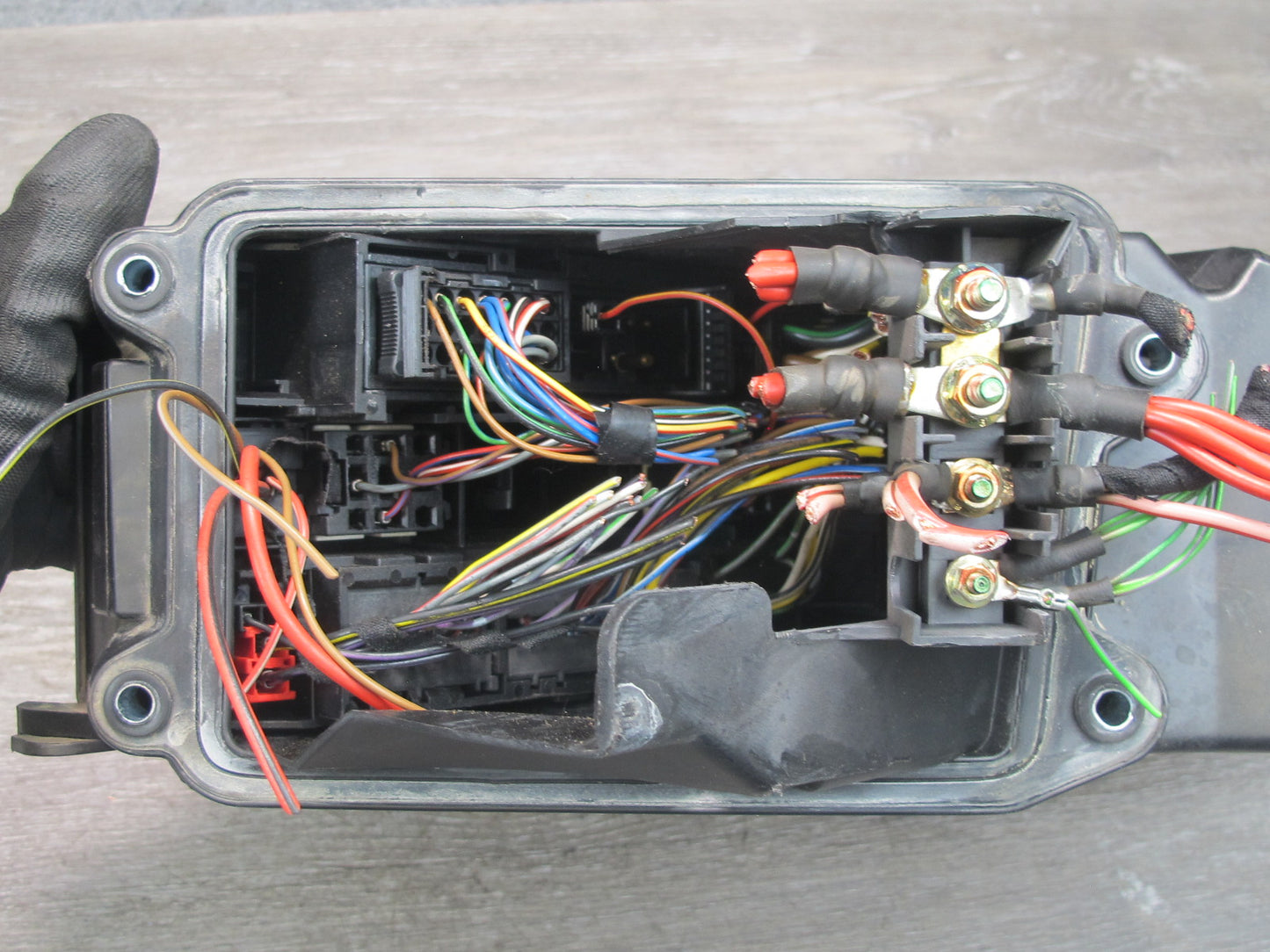 96-02 Mercedes R129 Sl-class Front Left Engine Fuse Relay Box 1295401050 OEM