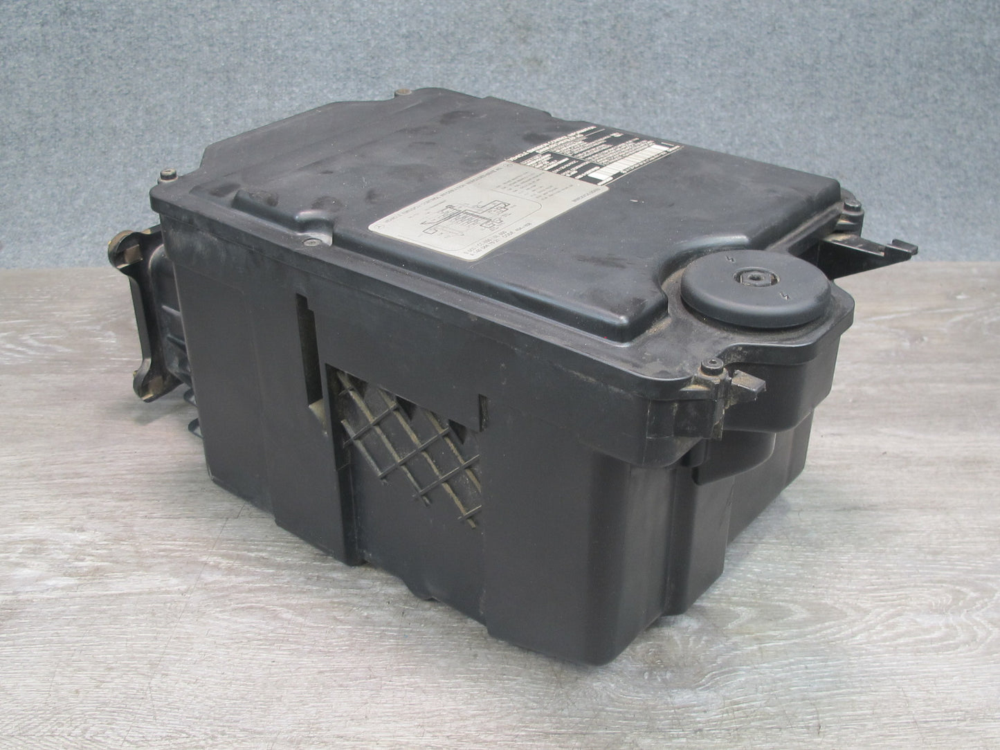 96-98 Mercedes R129 Sl-class Engine Bay ECU Computer Tray Box 1295401024 OEM