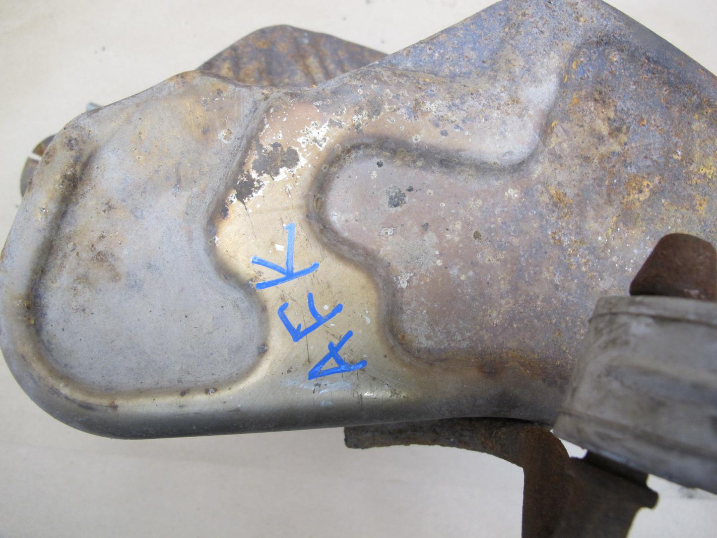 11-12 Fisker Karma Rear Right Exhaust Muffler OEM