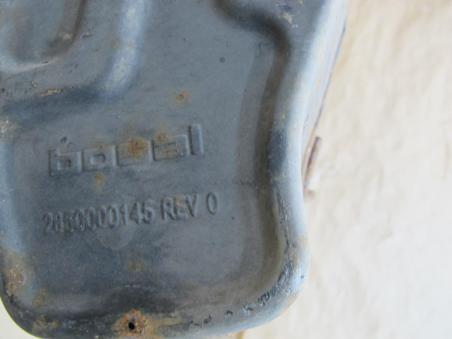 11-12 Fisker Karma Rear Right Exhaust Muffler OEM
