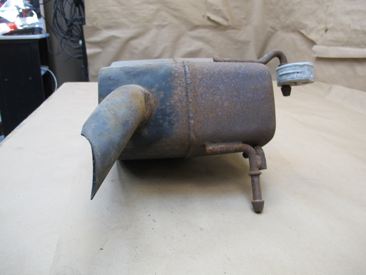 11-12 Fisker Karma Rear Right Exhaust Muffler OEM