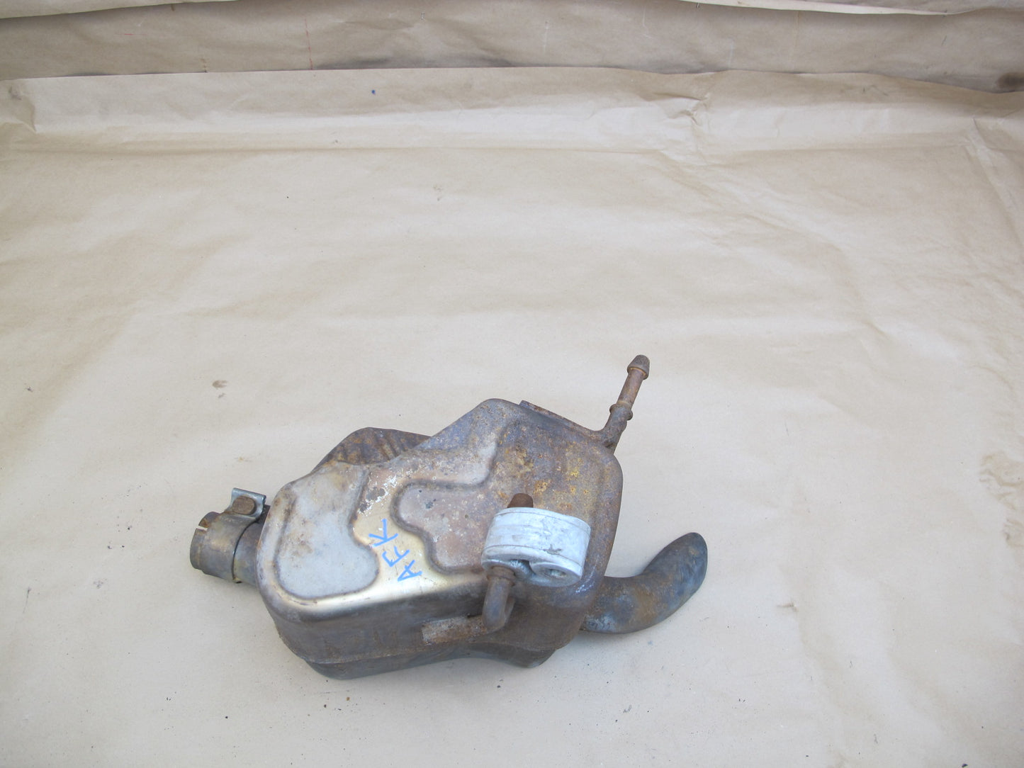 11-12 Fisker Karma Rear Right Exhaust Muffler OEM