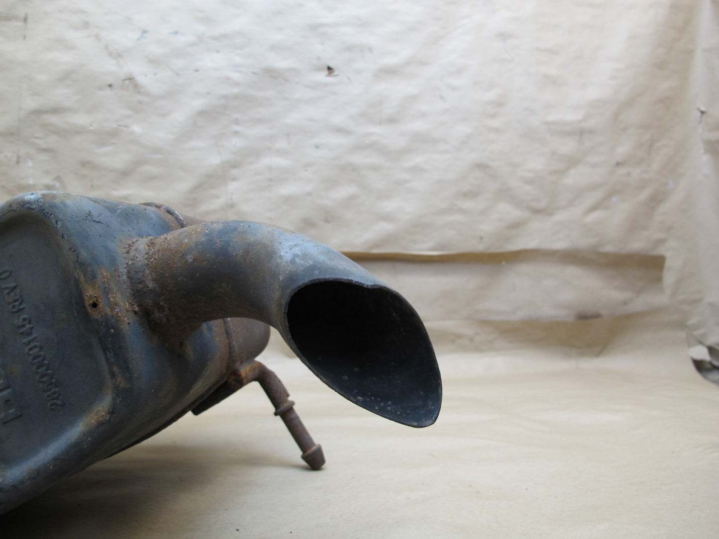 11-12 Fisker Karma Rear Right Exhaust Muffler OEM