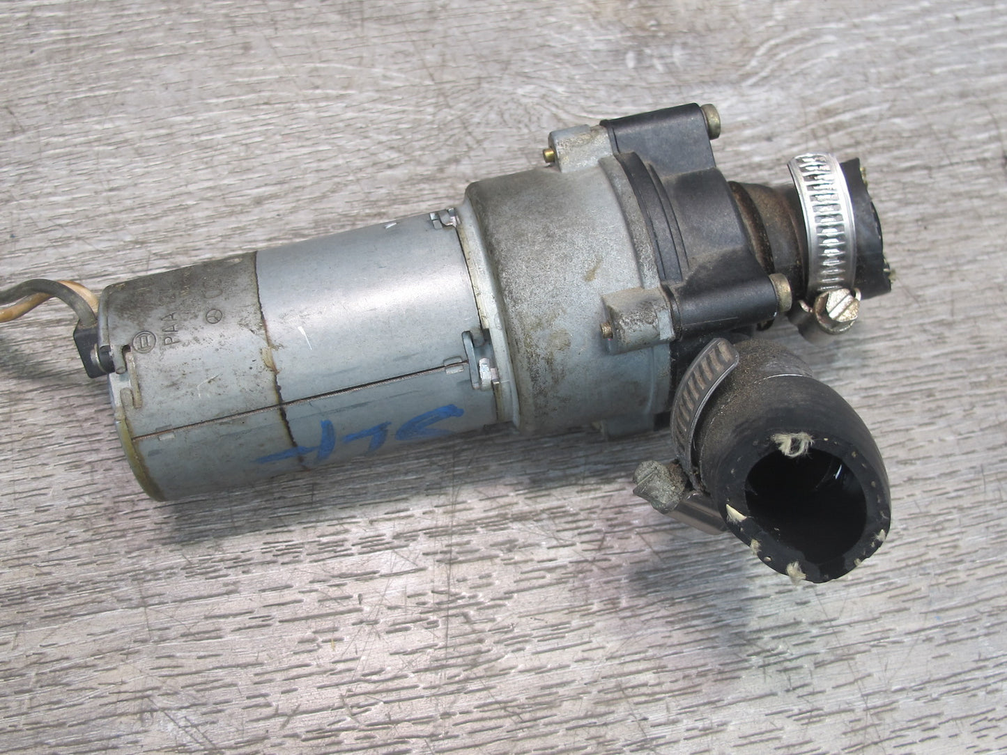 94-02 Mercedes R129 Sl-class Heater Control Auxiliary AUX Water Pump OEM