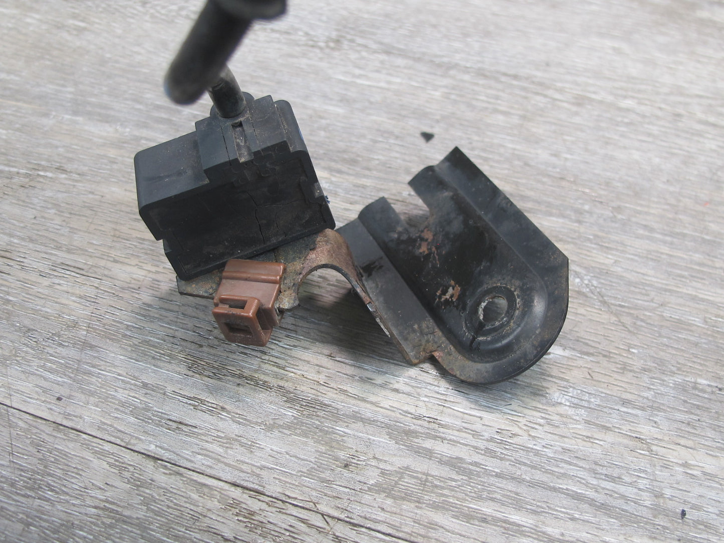2006-2012 Bentley Continental Flying Spur Front Acceleration Sensor Module Unit