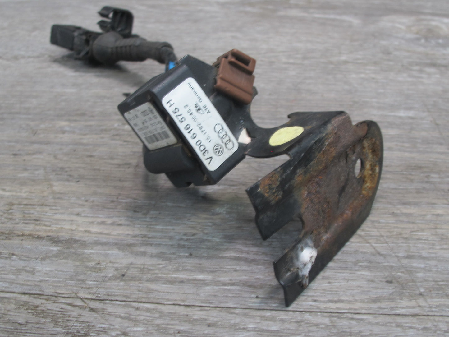 2006-2012 Bentley Continental Flying Spur Front Acceleration Sensor Module Unit
