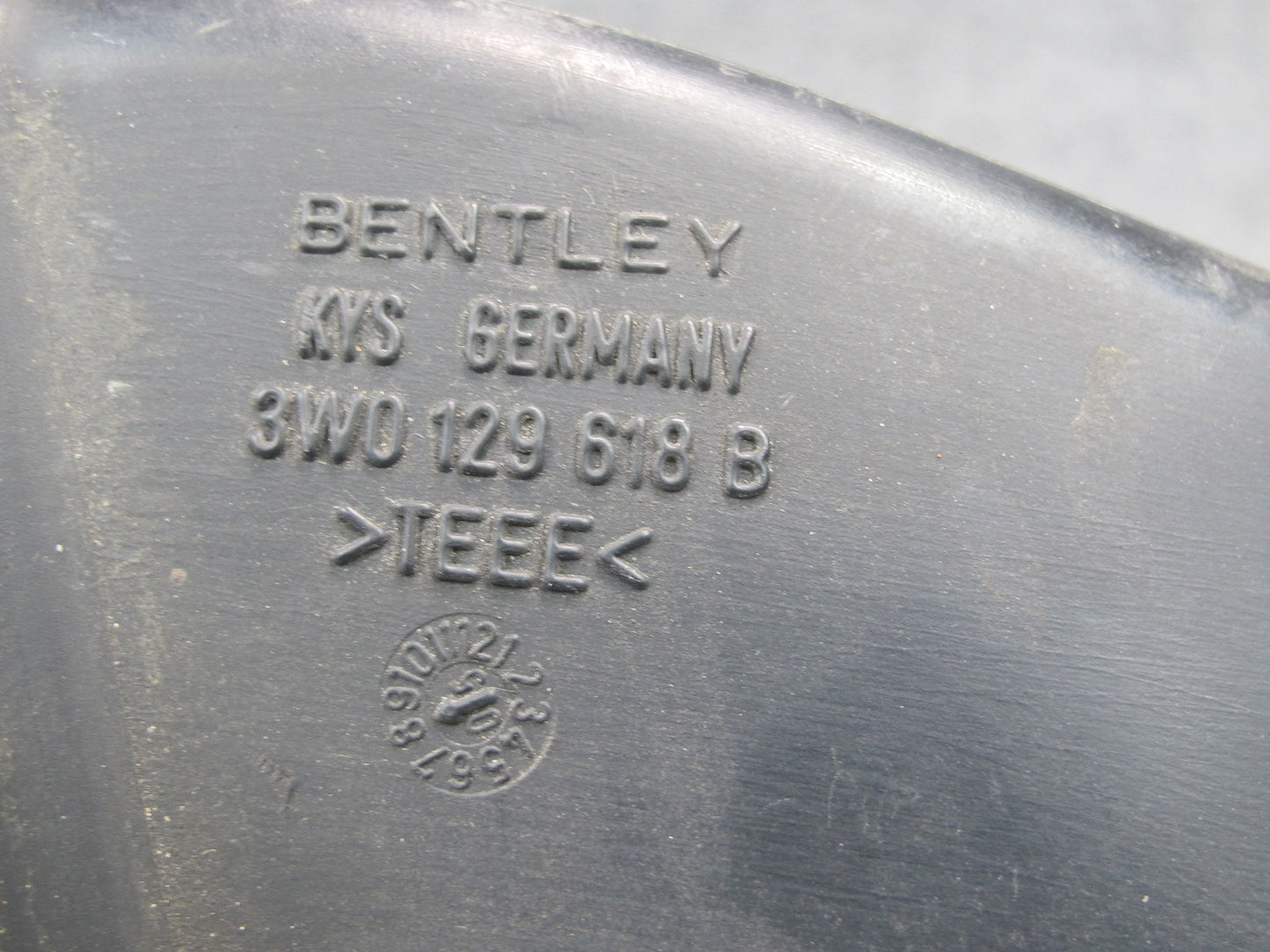 03-12 Bentley Continental Flying Spur 6.0L Right Air Cleaner Filter Intake Box