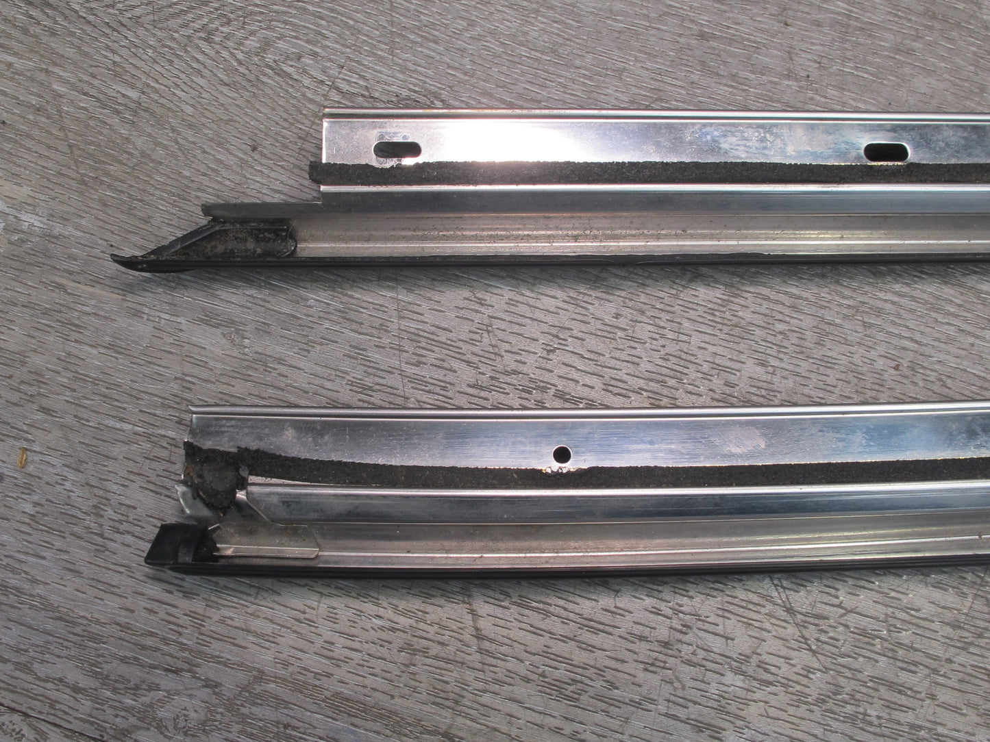 00-05 Toyota MR2 Spyder Set of 2 Front Left & Right A Pillar Drip Molding OEM